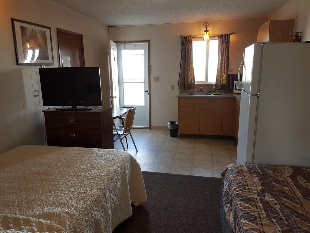 Elk Point Motel & Rv Park Экстерьер фото