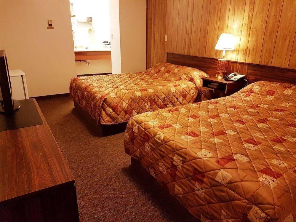 Elk Point Motel & Rv Park Экстерьер фото